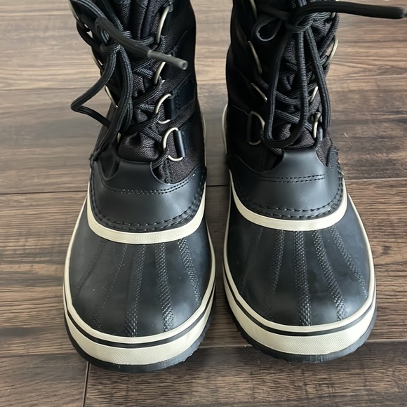 Sorel winter boots - Picture 6 of 10